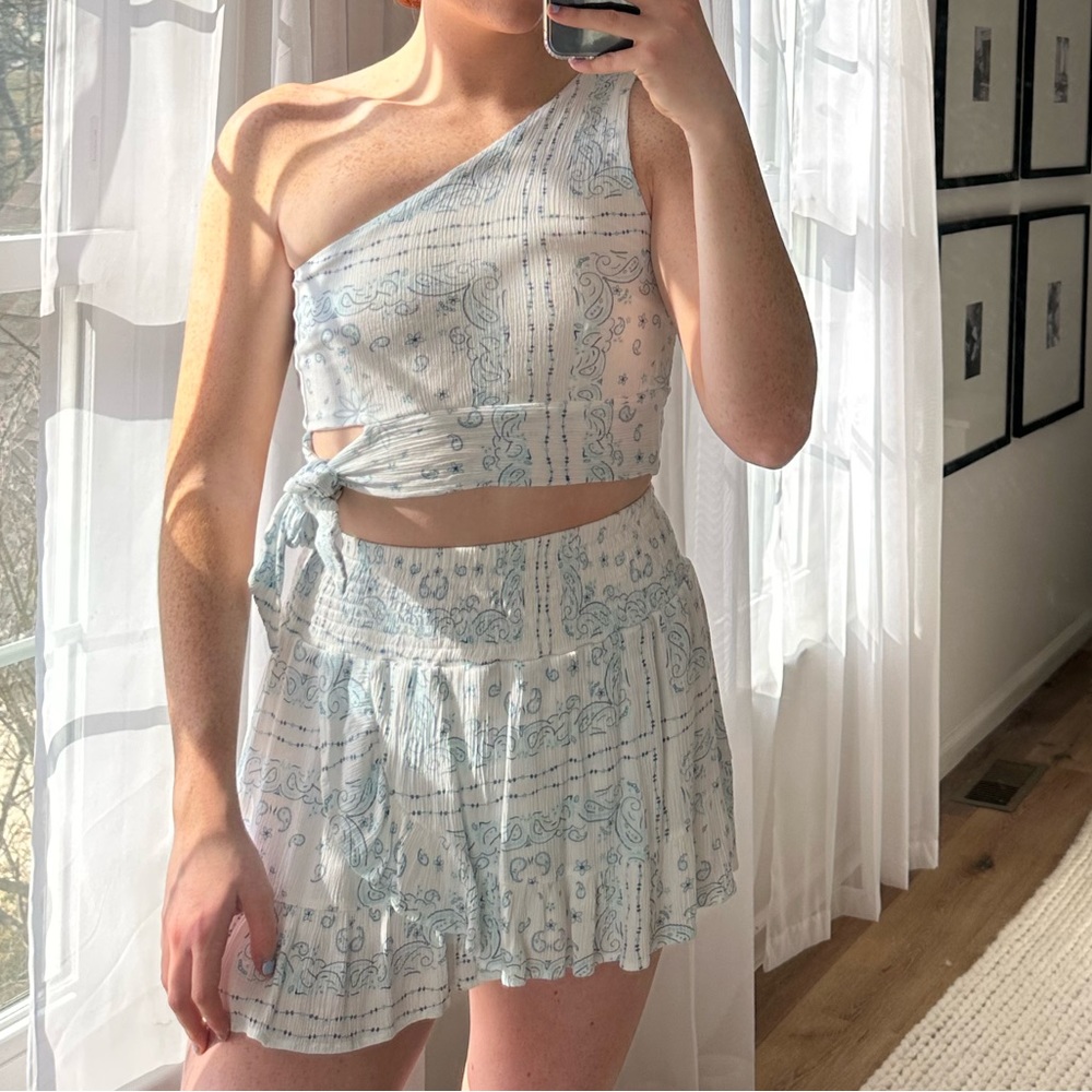 South Moon Under Two-piece matching set